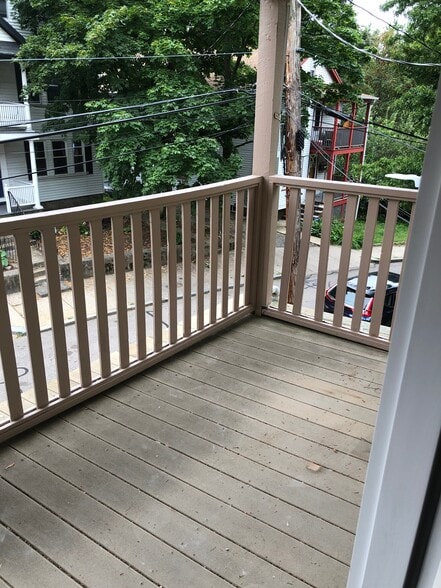 Building Photo - 12 Logan St