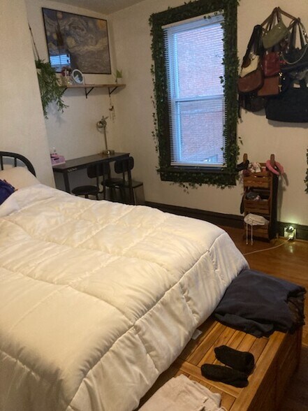 Building Photo - 1812 Locust St