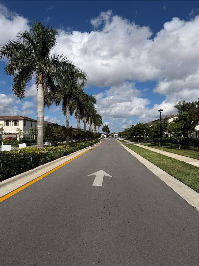 Building Photo - 12848 SW 232nd Ter