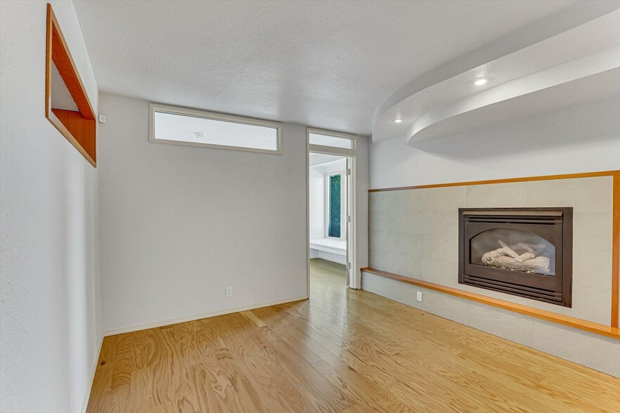 Building Photo - 17642 Upper Cherry Ln