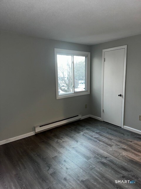 Building Photo - 7 Padanaram Rd