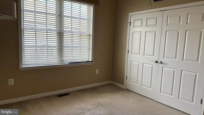 Building Photo - 148 Woodhaven Dr