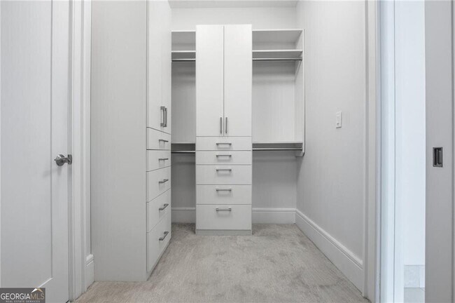 Building Photo - 1065 Peachtree St NE