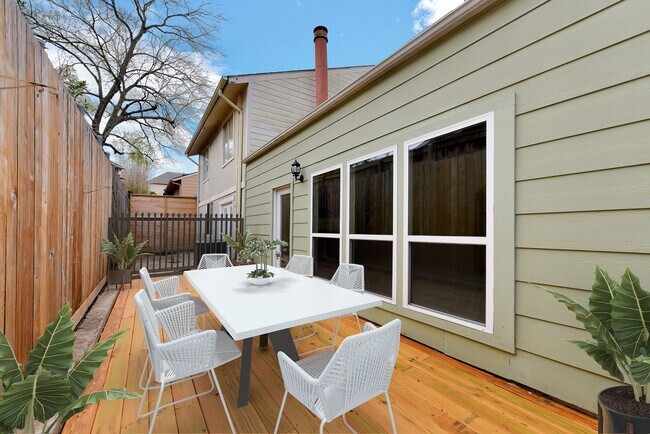 Building Photo - 15031 Kimberley Ct