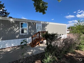Building Photo - New 3 bedroom 2 bath in a Mobile Home Park