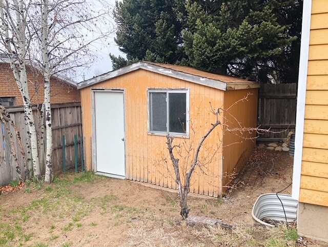 Building Photo - 1038 Cedar Ridge Rd