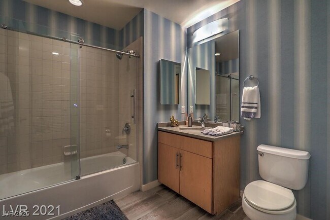 Building Photo - 353 E Bonneville Ave