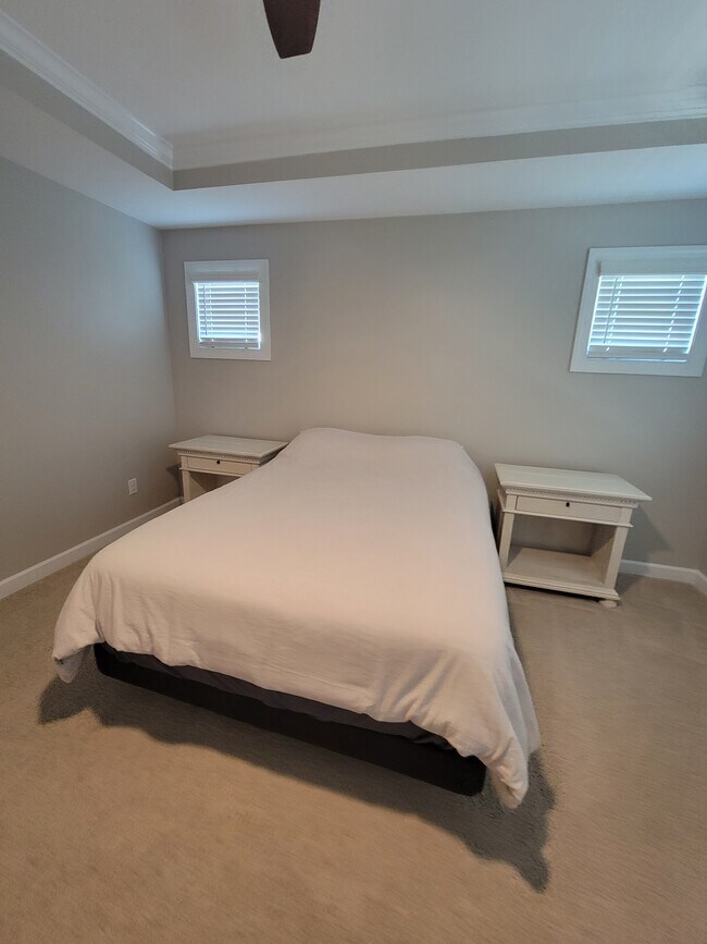 Building Photo - 5806 Clan Maclaine Dr