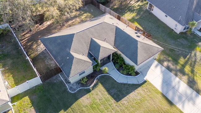 Building Photo - ZERO DEPOSIT MOVE-IN AVAILABLE ????