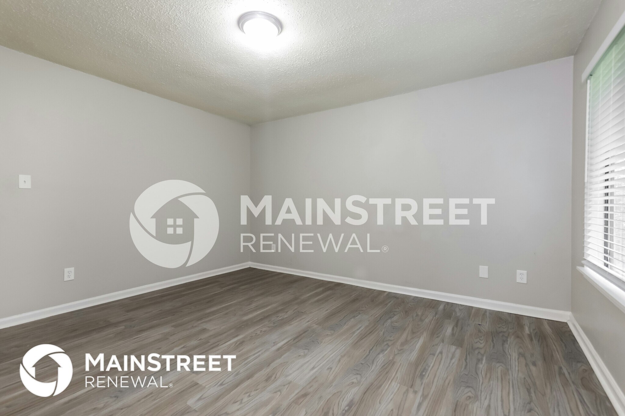 Building Photo - 661 Overlook Ct