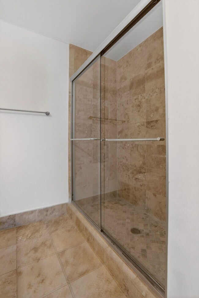 Building Photo - 6695 Via Regina