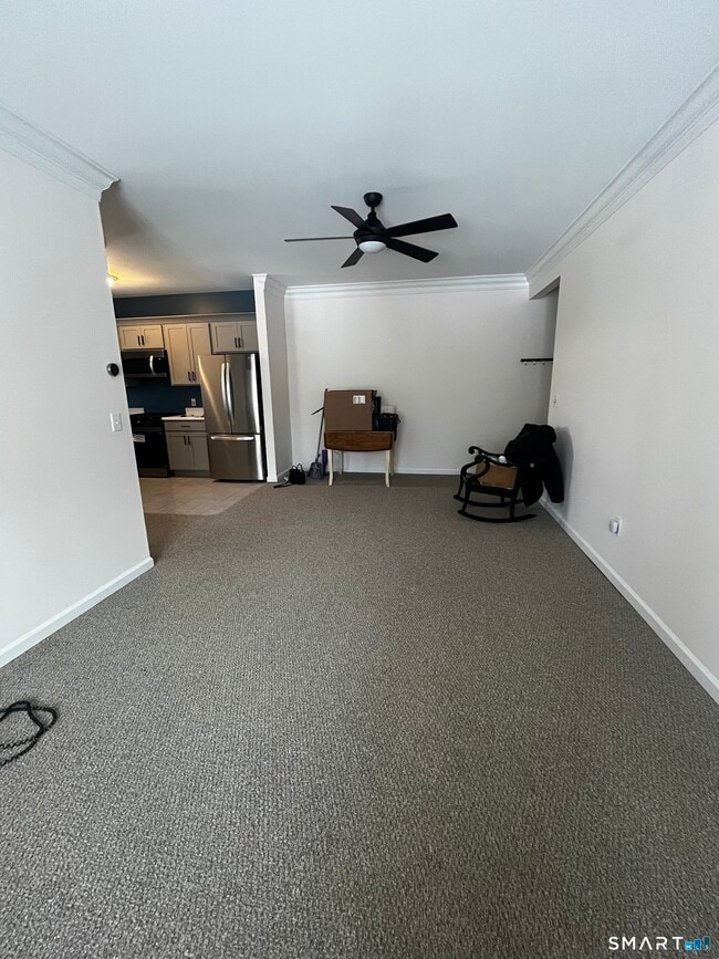 Building Photo - 105 Richards Ave