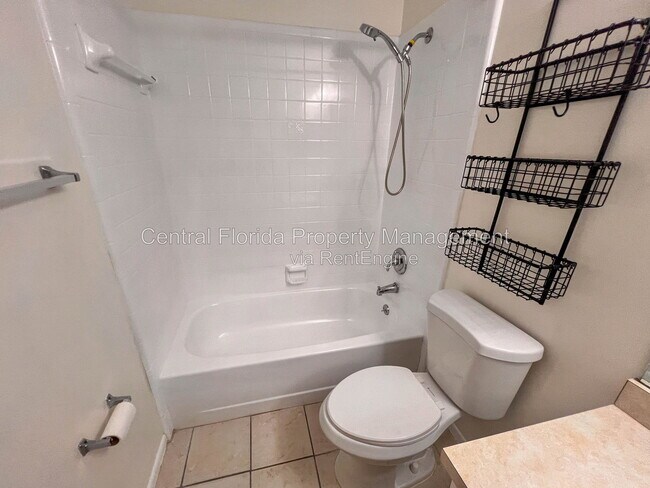 Building Photo - 7915 Compass Dr