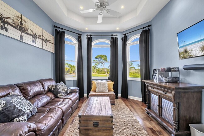 Building Photo - 1393 Sunset Beach Dr