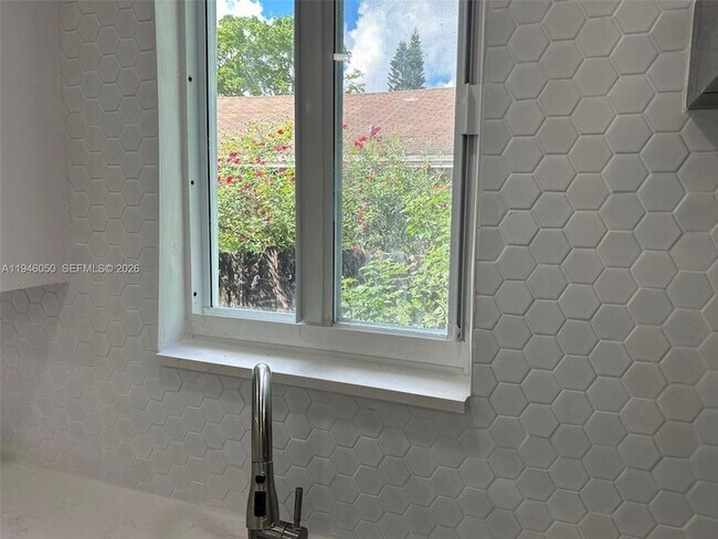 Building Photo - 261 NW 49th St