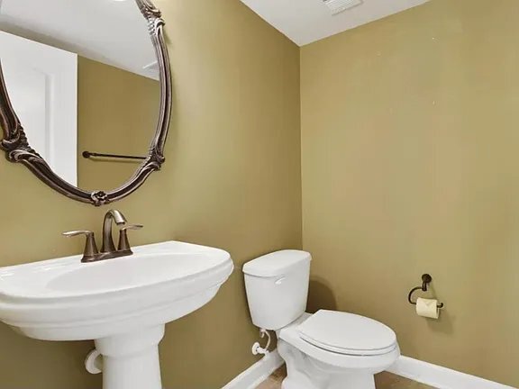 Building Photo - 342 White Ash Pl