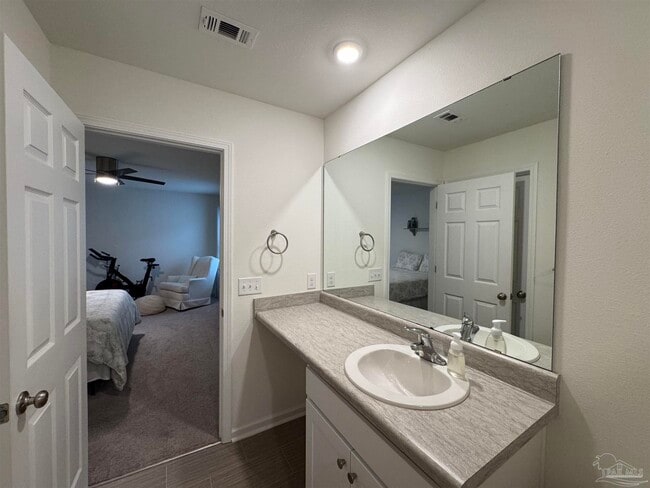 Building Photo - 4336 Jitterbug St