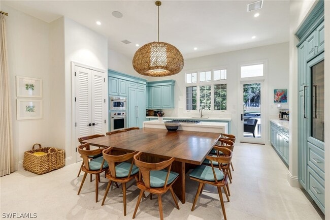 Building Photo - 2904 Tiburon Blvd E