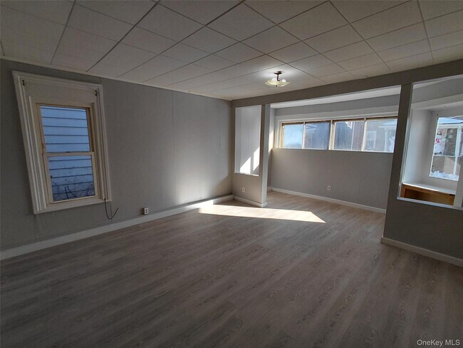 Building Photo - 87 W Pierpont St