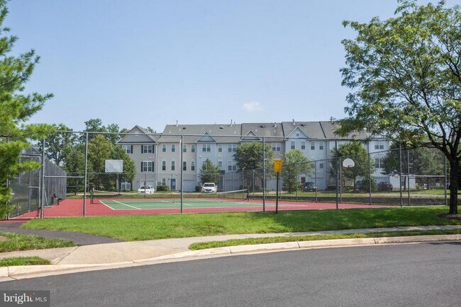 Building Photo - 13396 Burrough Farm Dr