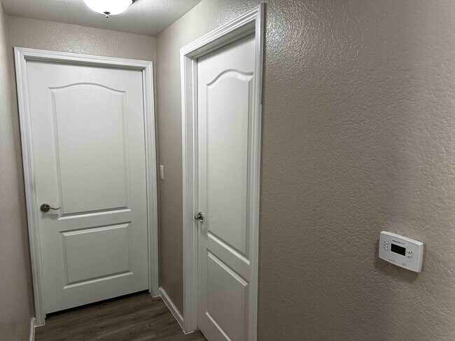 Building Photo - Summerlin 2 Bedroom Condo