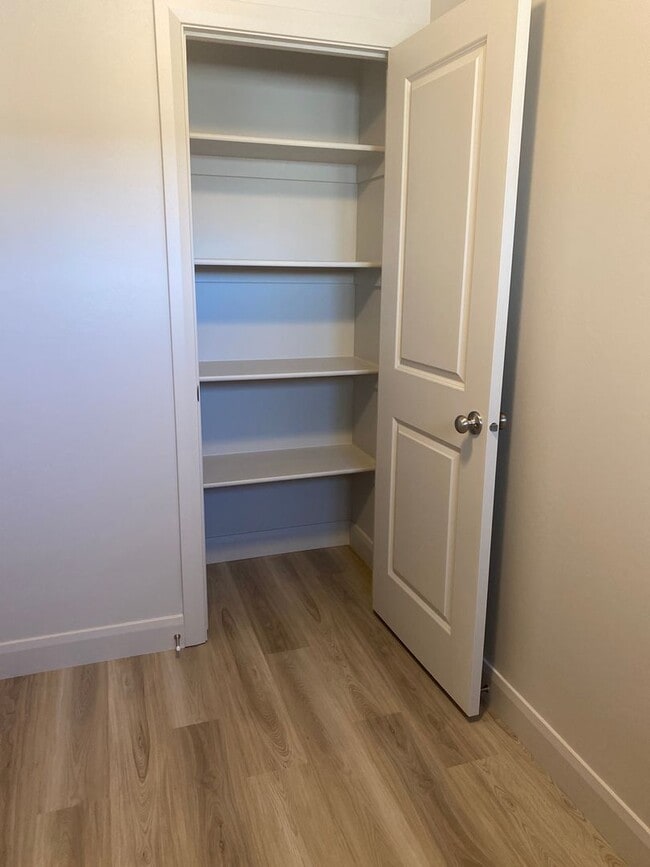 Building Photo - 3 bed 2.5 bath in  Townhome Spanish Fork