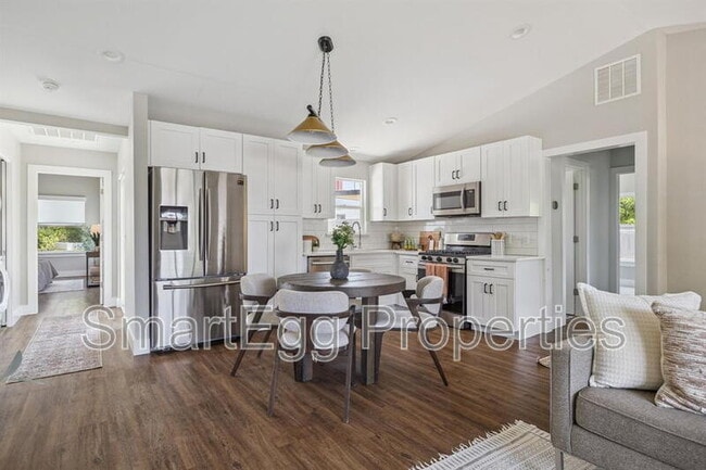 Building Photo - 3703 Tower View Ct