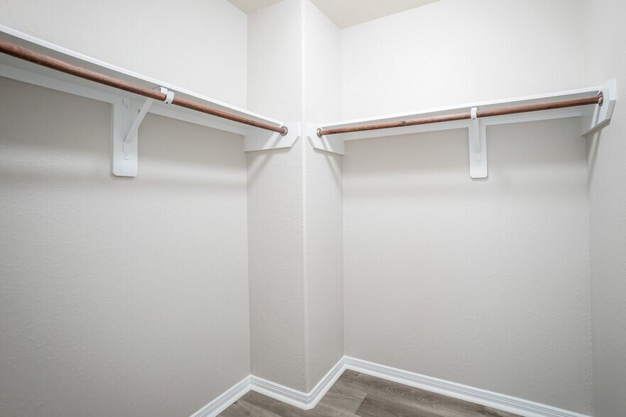 Building Photo - 2694 Elm Crossing Trail