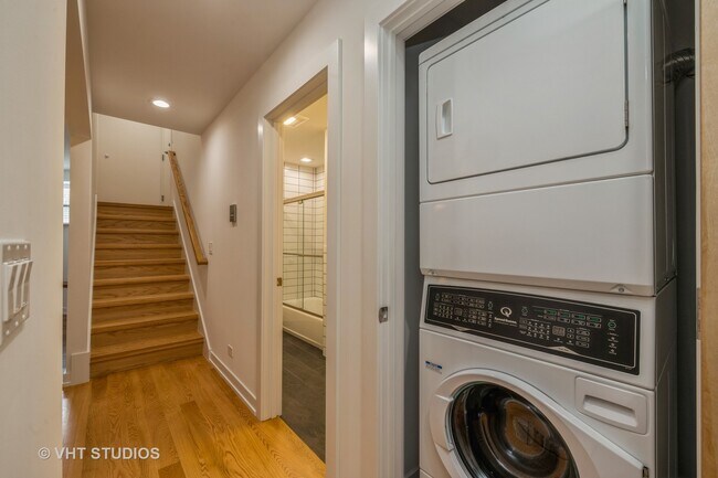 Building Photo - 4507 S Calumet Ave