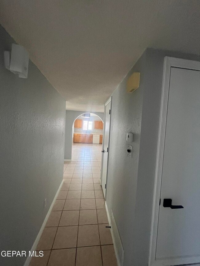Building Photo - 1713 Dana Michelle St