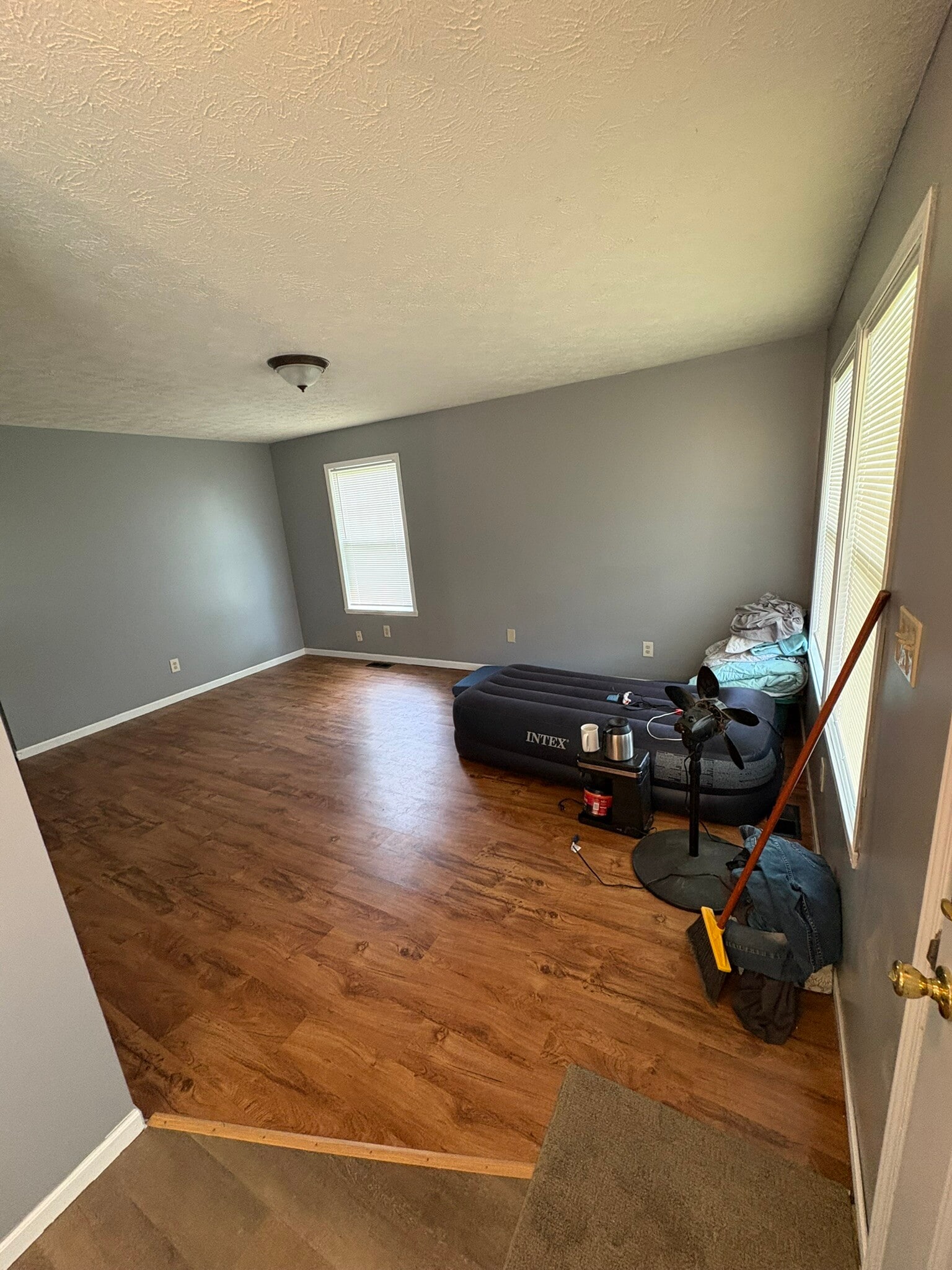 Building Photo - 1835 Carpenter Cir