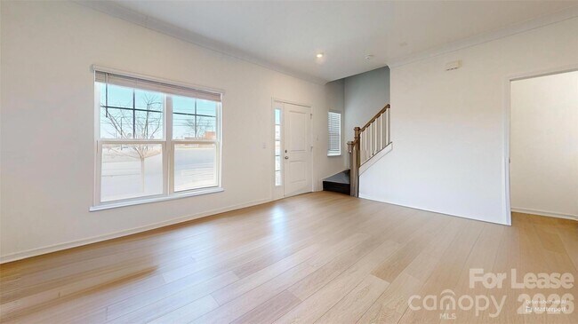 Building Photo - 8988 Clayton Aly