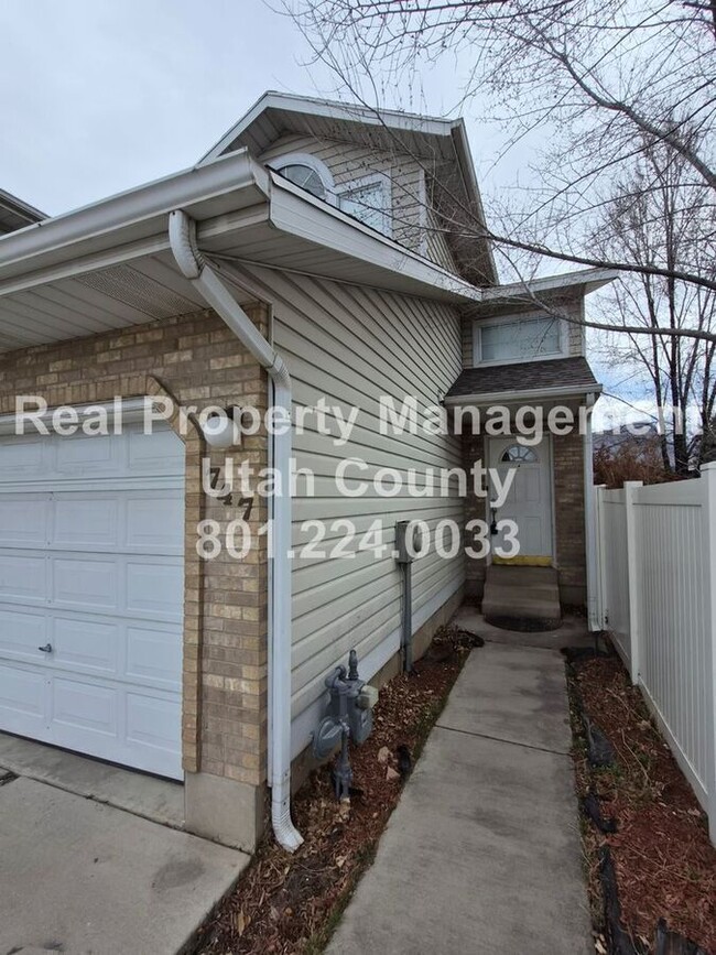 Building Photo - 747 Hanover Dr