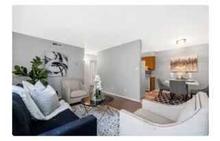 Building Photo - Azalea Trail Apartments