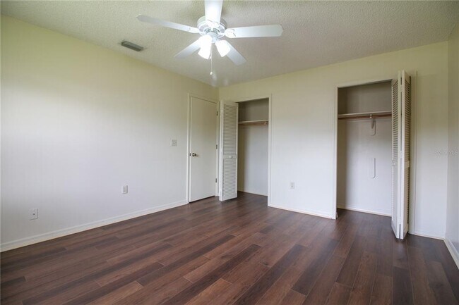 Building Photo - 6324 Highland Gardens Ct