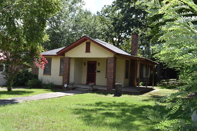 Primary Photo - 326 Milledge Rd