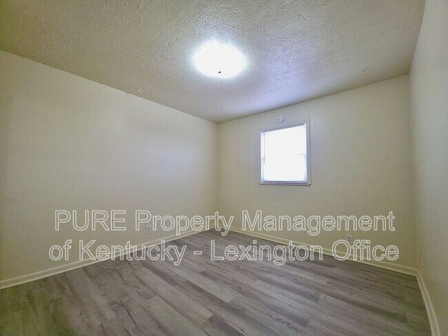 Building Photo - 304 Quachita Trail