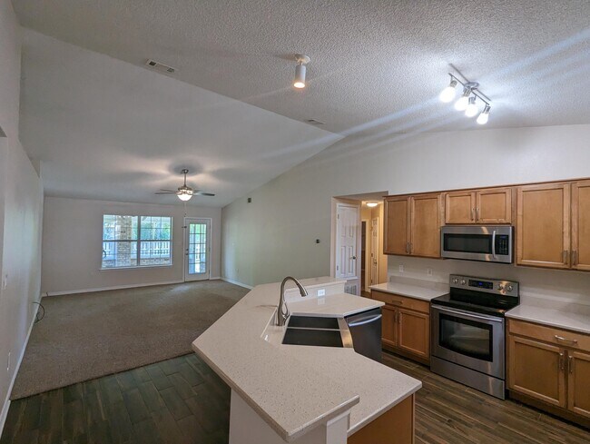 Building Photo - 9768 Parker Lake Cir