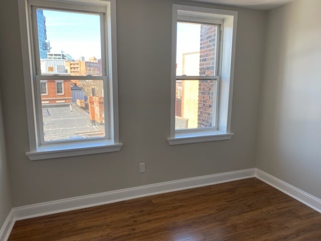 Building Photo - 221 Hanover St