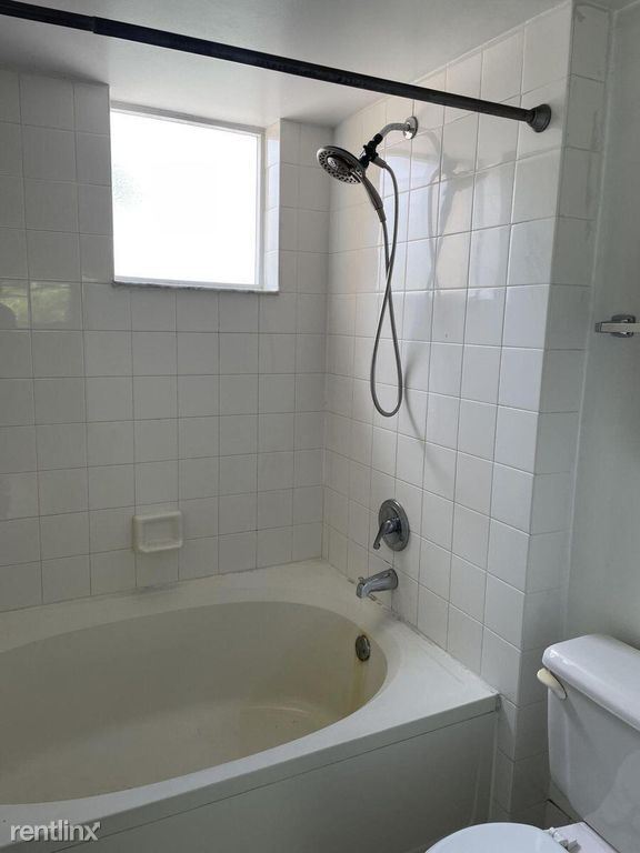 Building Photo - 3 br, 2 bath House - 761 N Pine Island Rd ...