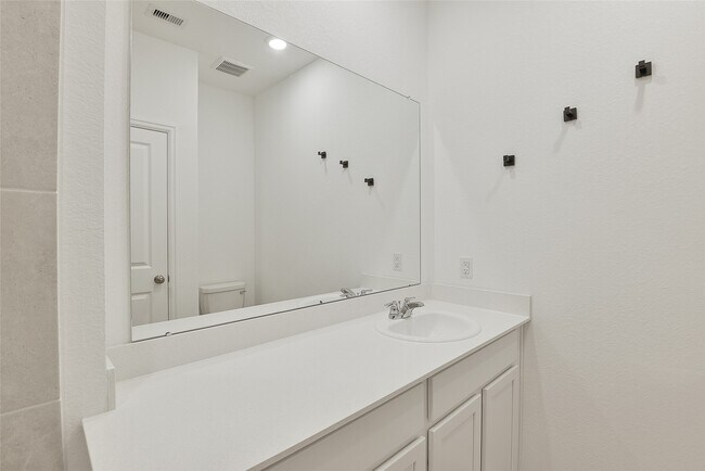 Building Photo - 19417 Rosali Meadow Dr