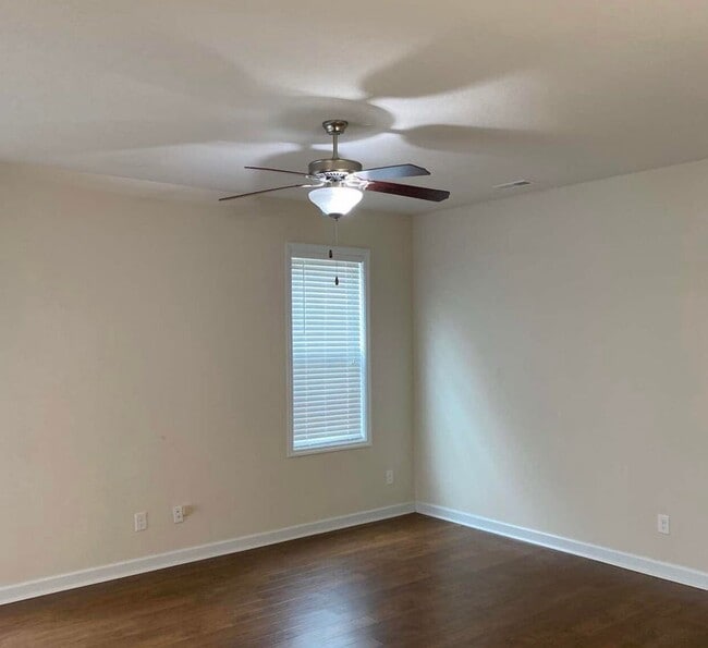 Building Photo - 319 Frisco Wy