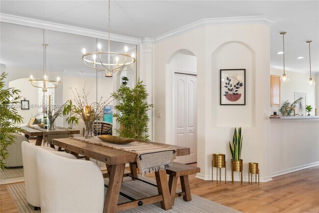 Building Photo - 1896 Crestview Way