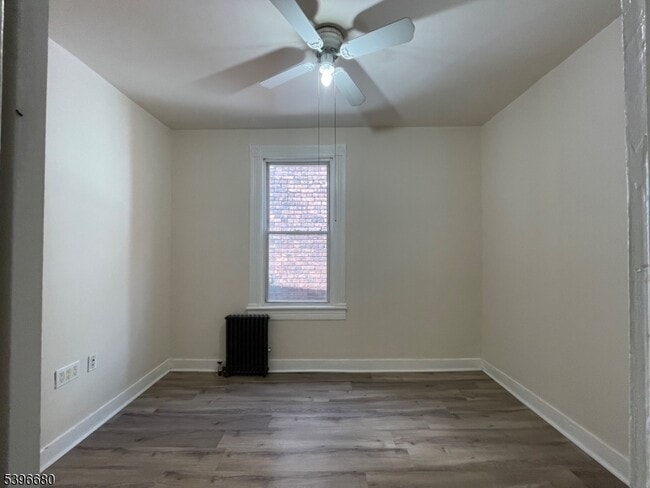 Building Photo - 115 Park Ave