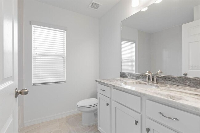 Building Photo - 3 Zaun Ct