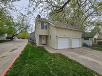 Building Photo - Spacious 3 Bd 2.5 Bath Townhouse in Bountiful