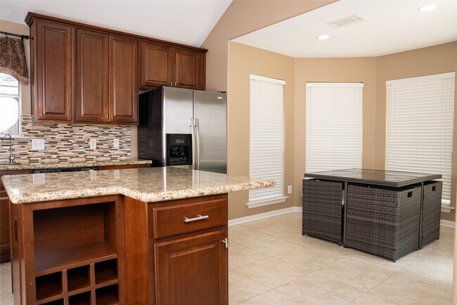 Building Photo - 19 Mystic Glade Ct