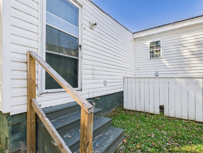 Building Photo - 1206 Rome St