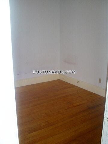 Building Photo - 46 Westland Ave
