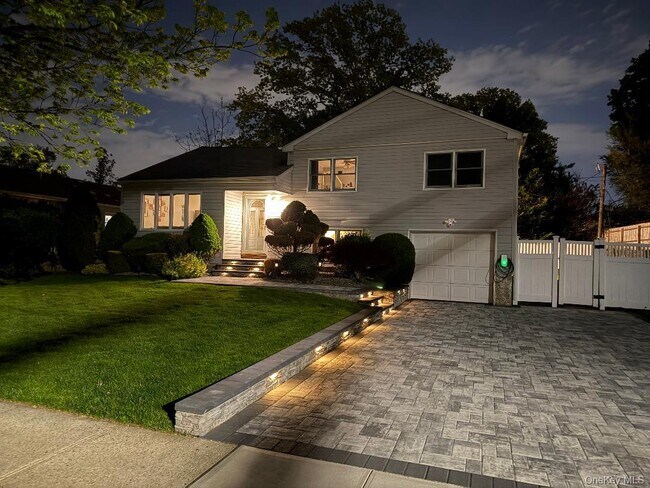 Building Photo - 110 Briarwood Ln